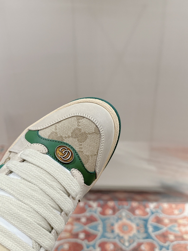 グッチ靴内部構造